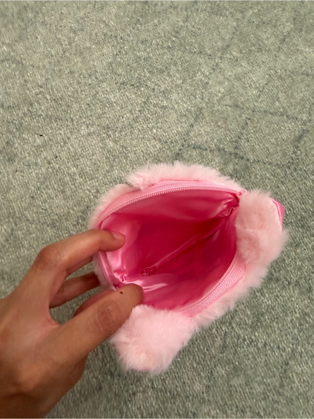 Sailor Moon Luna Pink Mini Pouch NWOT - Picture 3 of 4